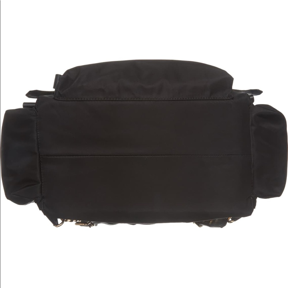 COPY - Michael Kors Beacon diaper bag black/gold details - Picture 6 of 16